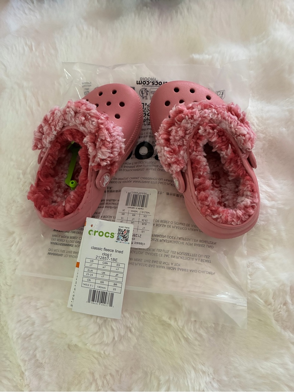 CROCS Kids Fuzzy-Lined Pink Clog